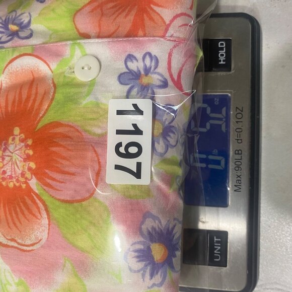 Erika & Co.  Long-Sleeve Button-Up Shirt  Womens Size L Floral Cotton - Picture 10 of 10